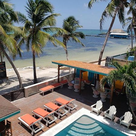 Ocean Tide Beach Resort San Pedro  Buitenkant foto