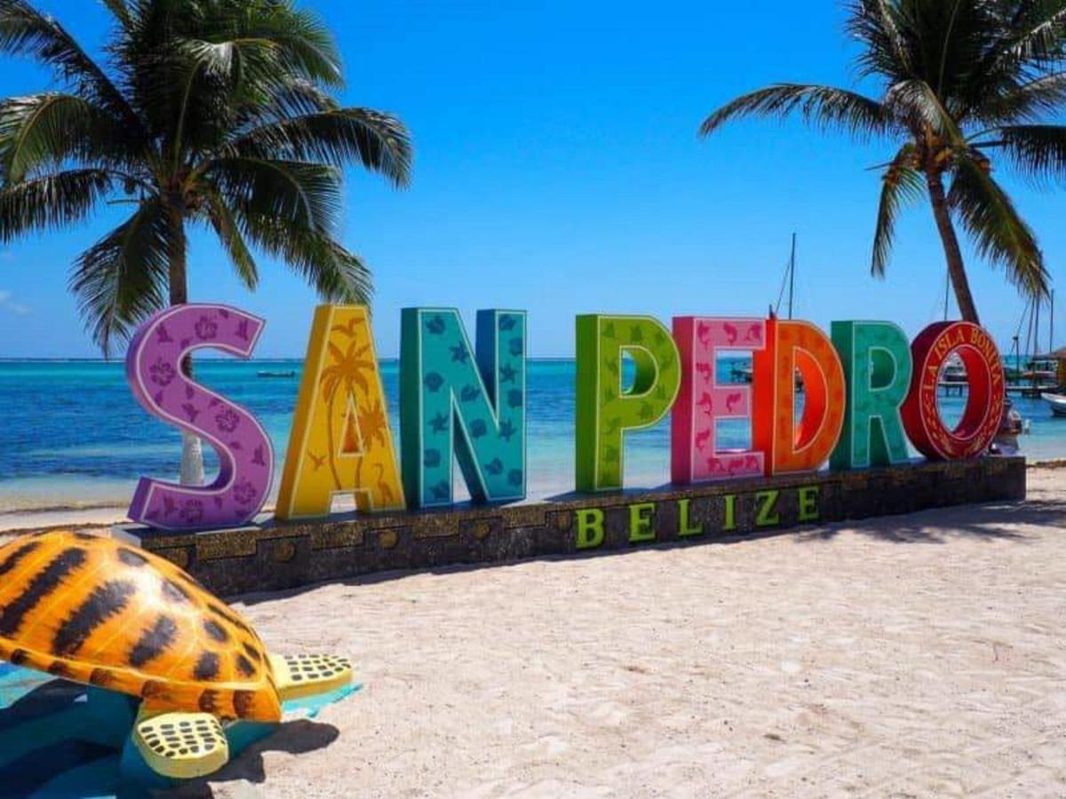 Ocean Tide Beach Resort San Pedro  Buitenkant foto