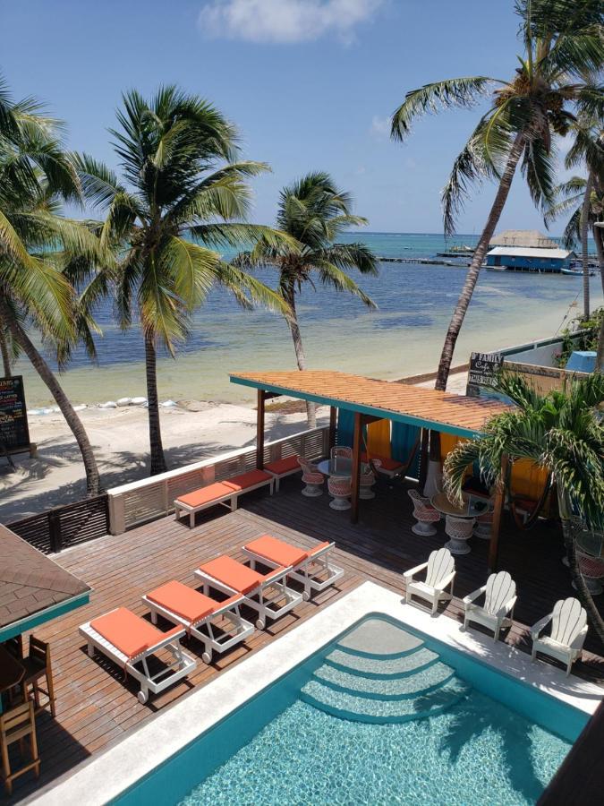 Ocean Tide Beach Resort San Pedro  Buitenkant foto